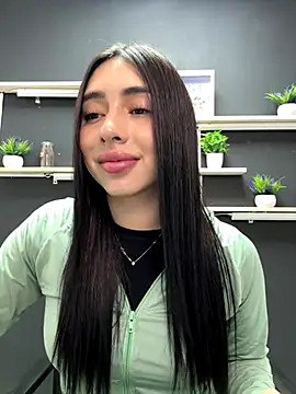 isabella jade online show from 11.18.25