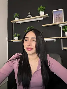 Snapshot of isabella_jade chatting on 02.11.26 isabella jade online show from 02.11.26