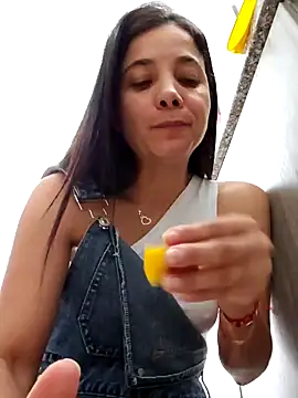 Snapshot of miaeyes chatting on 12.09.24 miaeyes online show from 12.09.24