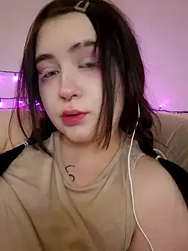 Yammy Yumi online show from 01.21.25