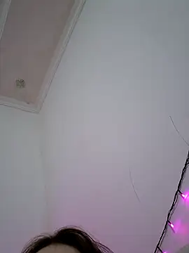 Yammy Yumi online show from 01.31.25