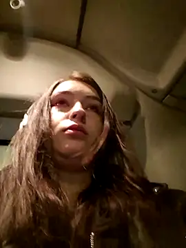 Yammy Yumi online show from 02.25.25