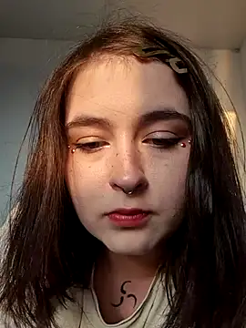 Yammy Yumi online show from 11.07.25