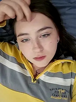 Yammy Yumi online show from 11.09.25