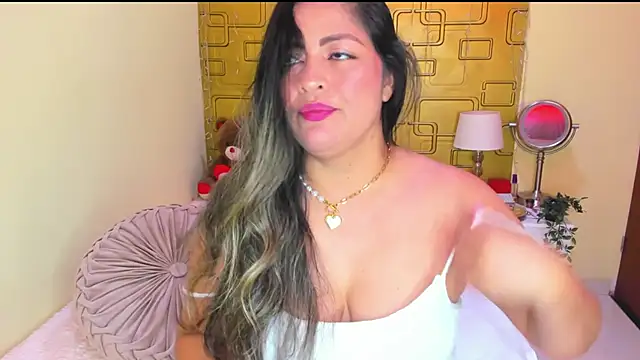 Julia Haye online show from 03.03.26