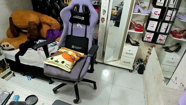 allsson queen online show from 11.02.25