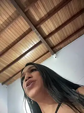 Snapshot of Ashly_Miller chatting on 01.31.25 Ashly Miller online show from 01.31.25