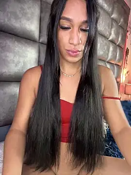 Snapshot of Ashly_Miller chatting on 02.25.25 Ashly Miller online show from 02.25.25