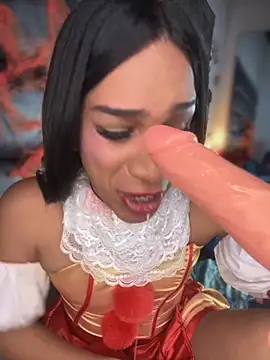 Snapshot of Ashly_Miller chatting on 10.31.25 Ashly Miller online show from 10.31.25