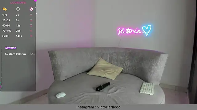 Snapshot of victoria_027 chatting on 03.01.25 victoria 027 online show from 03.01.25