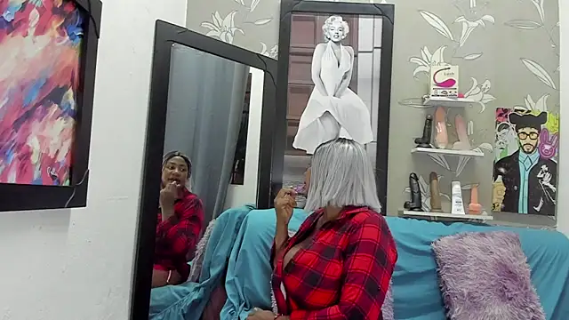 Karen Bis online show from 03.31.26