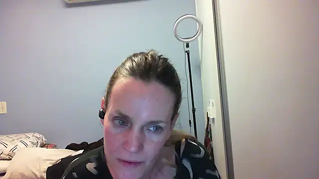 Annylove1 online show from 11.03.25