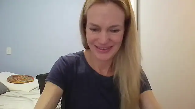 Annylove1 online show from 03.25.26