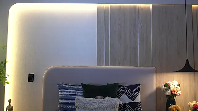 KalaBeckett  online show from 03.26.26