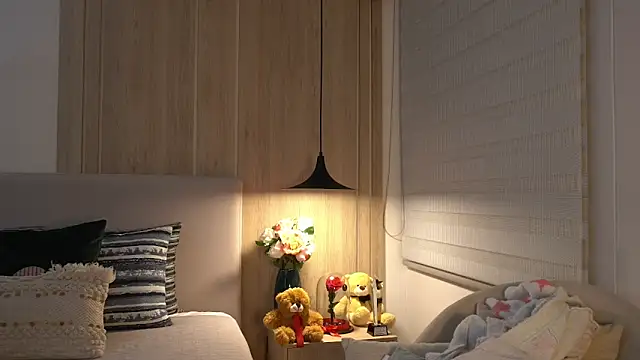 KalaBeckett  online show from 04.03.26