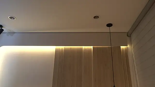 KalaBeckett  online show from 04.04.26