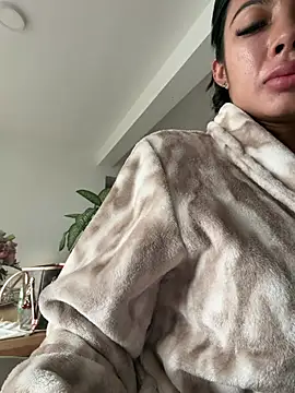 KalaBeckett  online show from 04.06.26