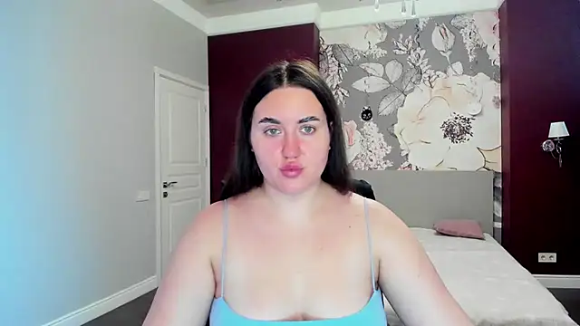 Roxie Bradley online show from 11.13.25