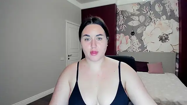 Roxie Bradley online show from 11.25.25