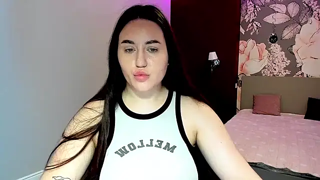 Roxie Bradley online show from 02.21.26