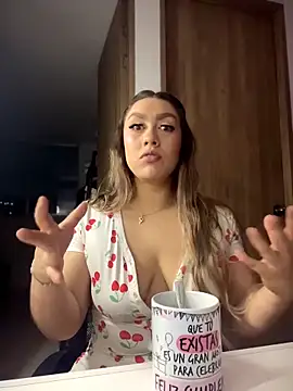 Im sophiie online show from 04.14.26