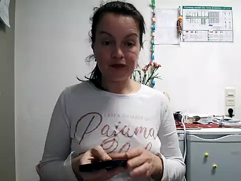 LoveNBloom online show from 01.30.25