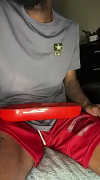 Snapshot of SlxmXBlxck chatting on 12.18.24 SlxmXBlxck online show from 12.18.24