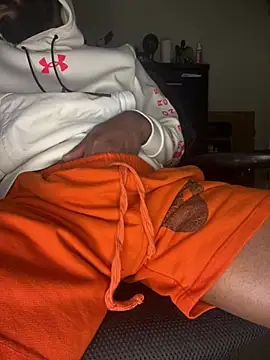 Snapshot of SlxmXBlxck chatting on 02.12.25 SlxmXBlxck online show from 02.12.25