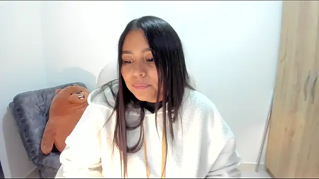 Snapshot of Ciara8 chatting on 01.10.26 Ciara8 online show from 01.10.26