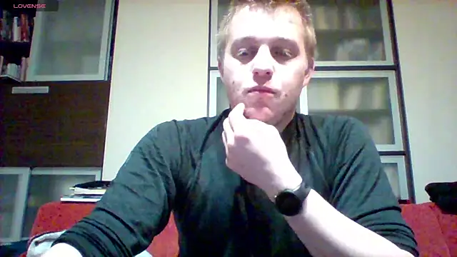 Snapshot of Matttthees chatting on 12.30.24 Matttthees online show from 12.30.24