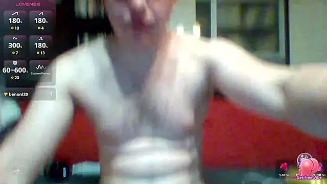 Snapshot of Matttthees chatting on 01.02.25 Matttthees online show from 01.02.25