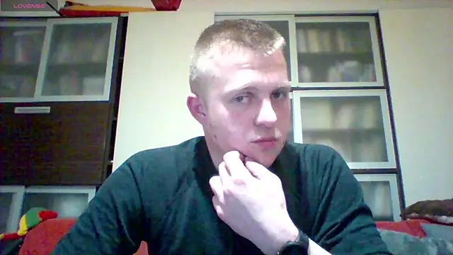 Snapshot of Matttthees chatting on 01.22.25 Matttthees online show from 01.22.25