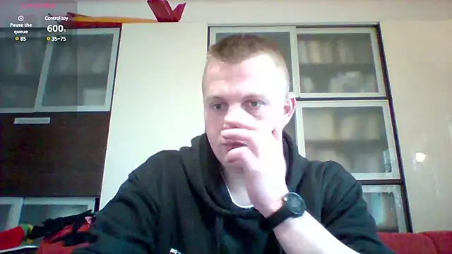 Snapshot of Matttthees chatting on 01.25.25 Matttthees online show from 01.25.25