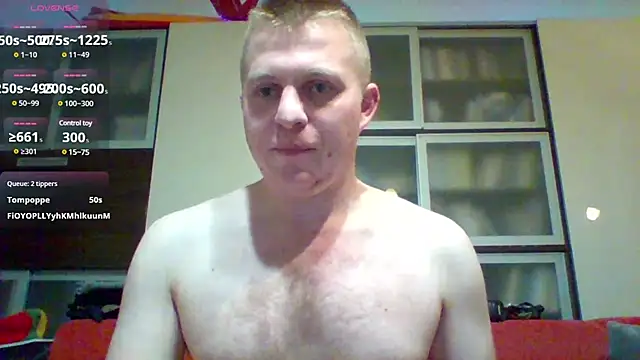 Snapshot of Matttthees chatting on 01.26.25 Matttthees online show from 01.26.25