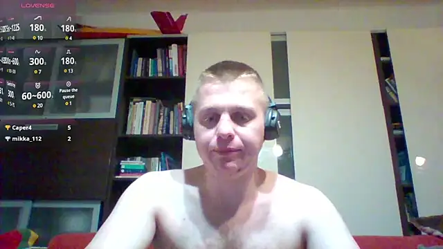 Snapshot of Matttthees chatting on 01.27.25 Matttthees online show from 01.27.25