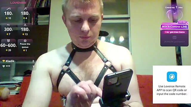 Snapshot of Matttthees chatting on 02.07.25 Matttthees online show from 02.07.25