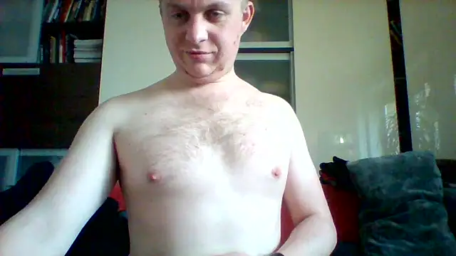 Snapshot of Matttthees chatting on 02.07.25 Matttthees online show from 02.07.25