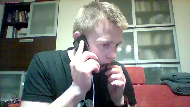 Snapshot of Matttthees chatting on 02.28.25 Matttthees online show from 02.28.25
