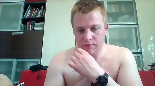 Snapshot of Matttthees chatting on 03.09.25 Matttthees online show from 03.09.25