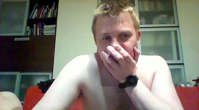 Snapshot of Matttthees chatting on 03.09.25 Matttthees online show from 03.09.25