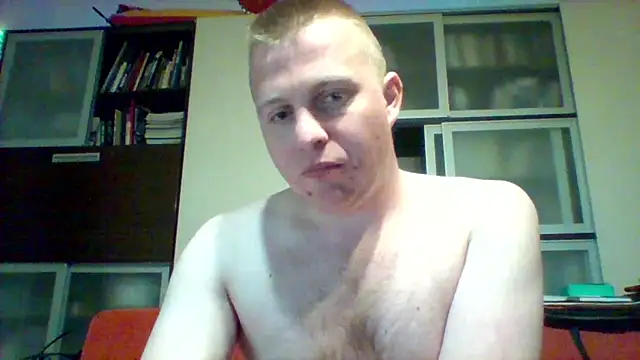 Snapshot of Matttthees chatting on 03.11.25 Matttthees online show from 03.11.25