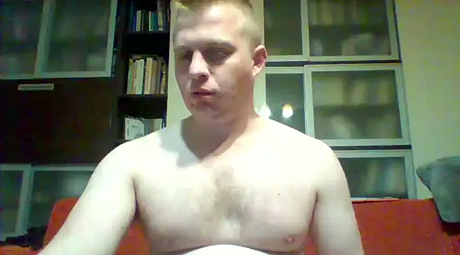 Snapshot of Matttthees chatting on 03.20.25 Matttthees online show from 03.20.25