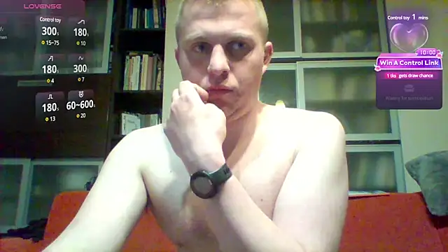 Snapshot of Matttthees chatting on 03.20.25 Matttthees online show from 03.20.25