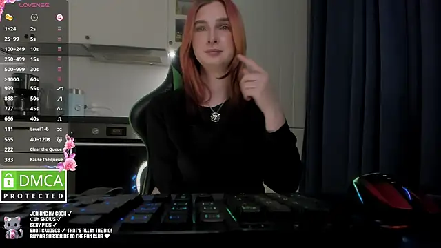 Lee Loo online show from 12.13.24