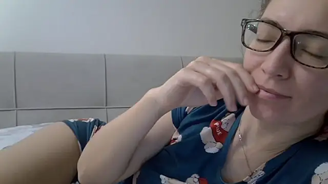 Ashleyspice online show from 01.07.25