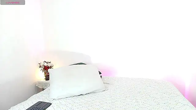 kattyytaylor online show from 02.04.26