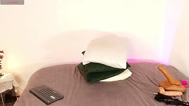 kattyytaylor online show from 03.27.26