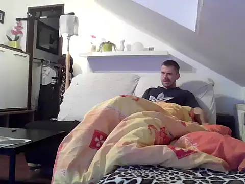 Cambitchboy online show from 12.17.25