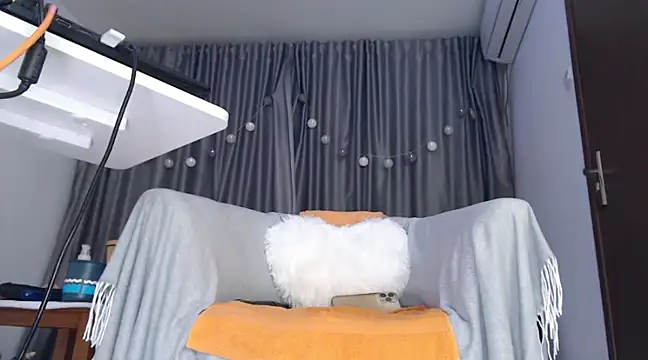 Snapshot of Babe_Licious chatting on 01.29.25 Babe Licious online show from 01.29.25