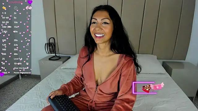 Tracy lambo online show from 02.06.25